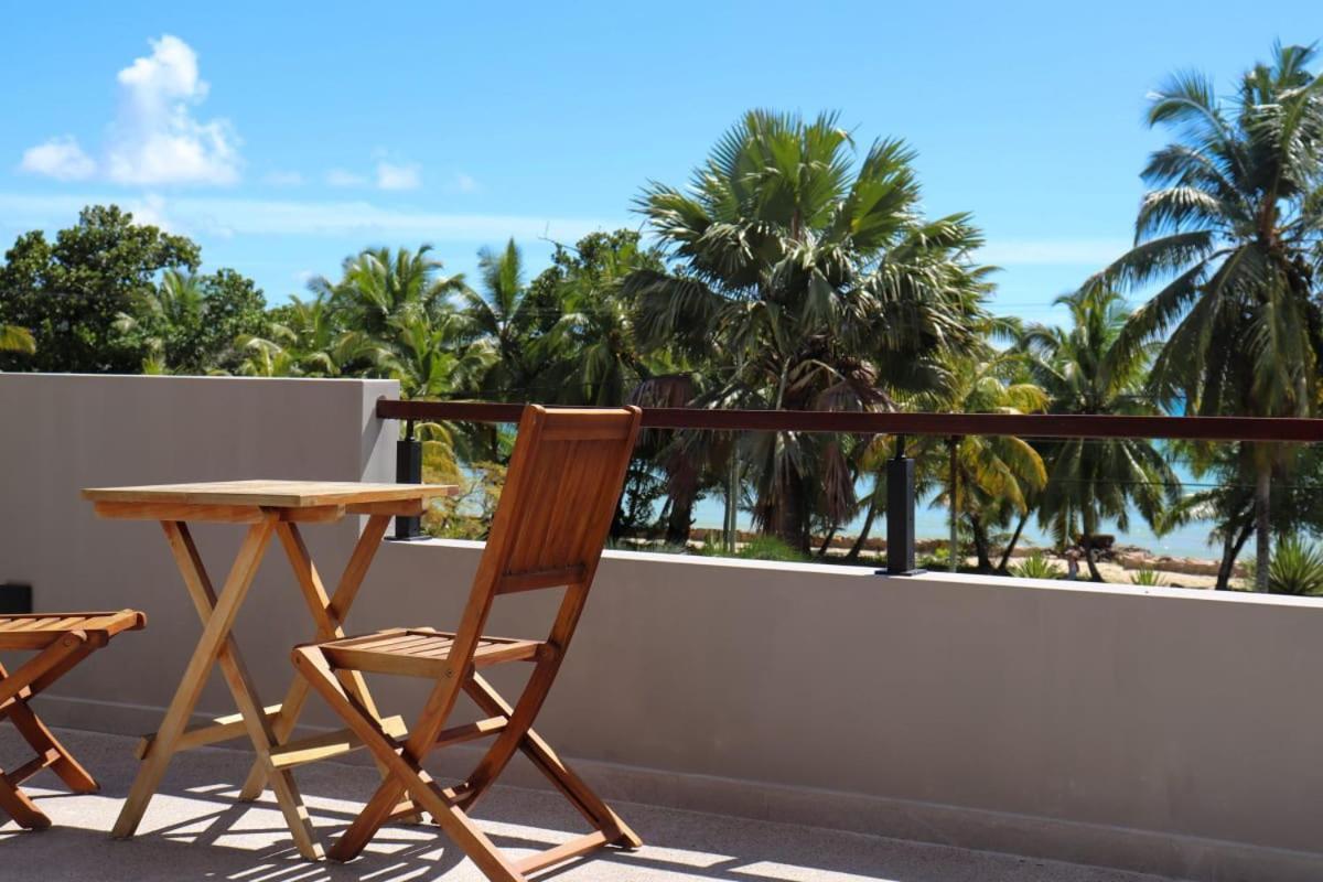 Blue Lagoon Baie Lazare  Екстер'єр фото