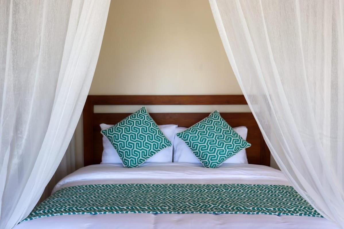 Blue Lagoon Baie Lazare  Екстер'єр фото