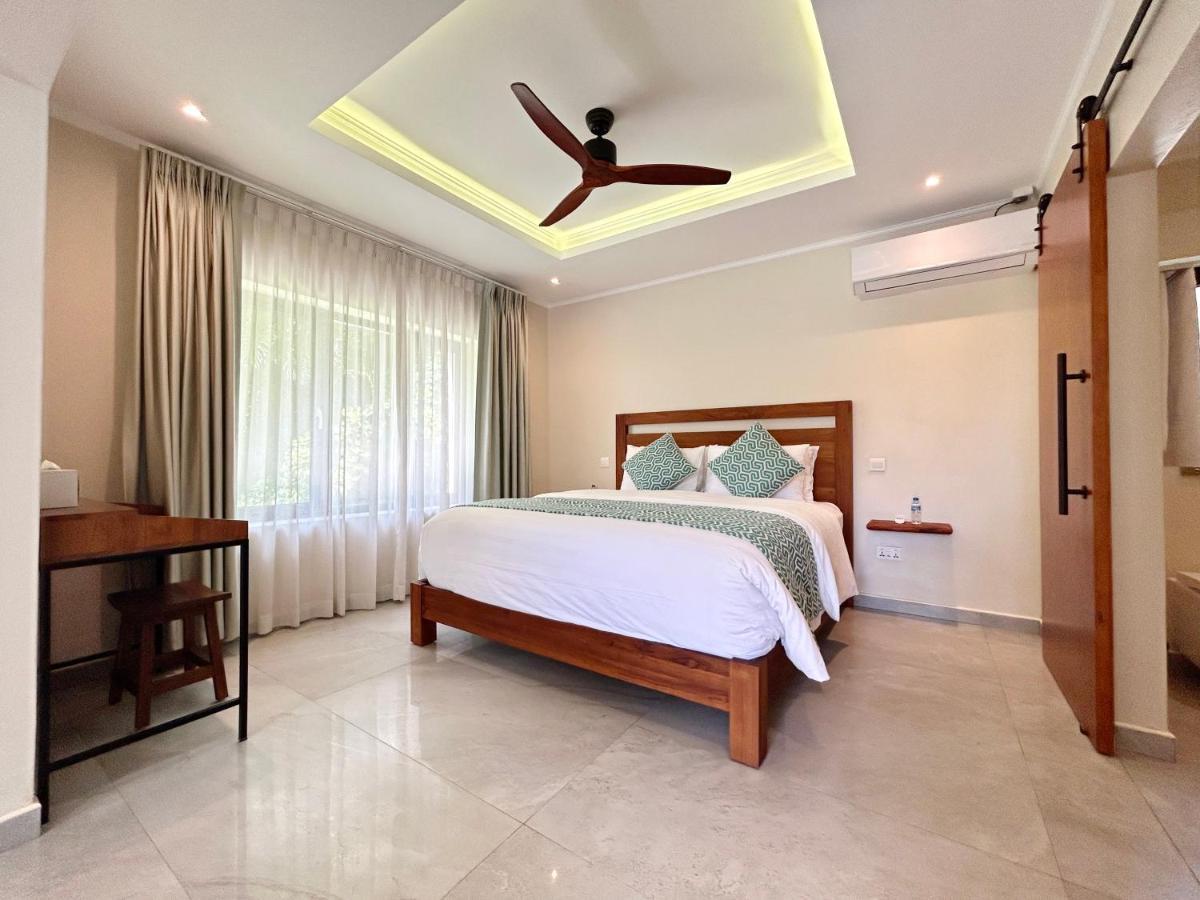 Blue Lagoon Baie Lazare  Екстер'єр фото